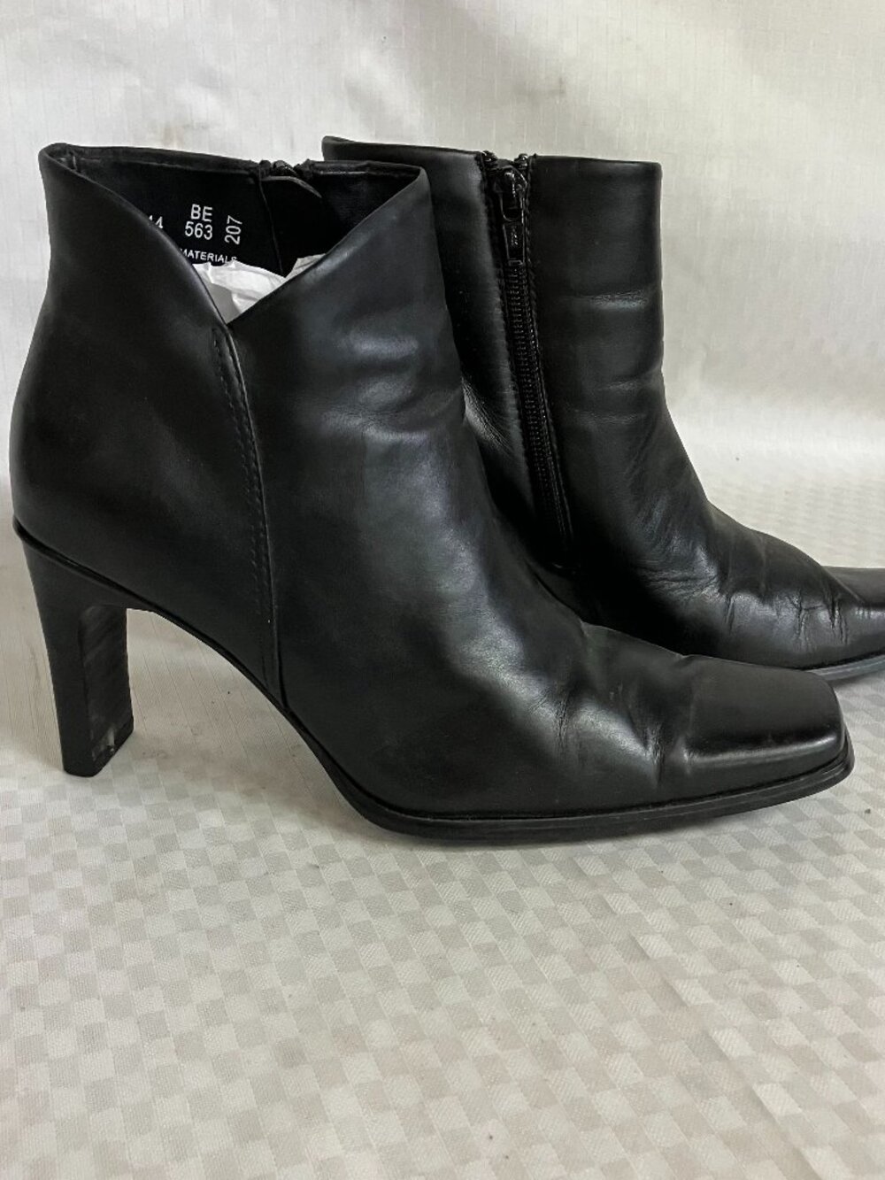 Unbranded Ankle Boots Women's Size 6.5 Black Leather Block Heel Square Toe Zip